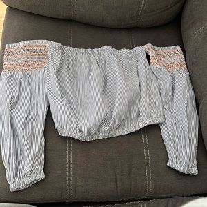 American eagle crop top strapless